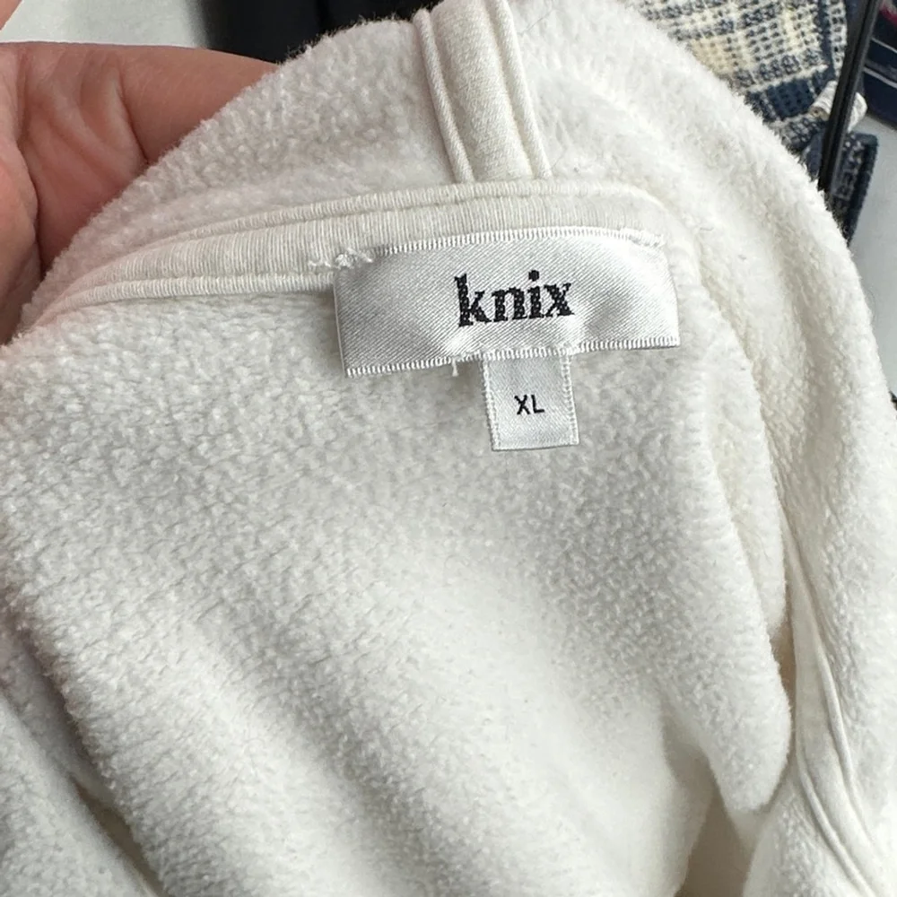 Knix Good to Go Fleece Oversized Hoodie - Off white oversized sweat shirt sz xl